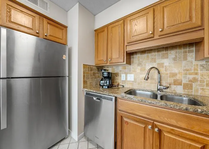 Apartment Boardwalk 684 By Youngs Suncoast